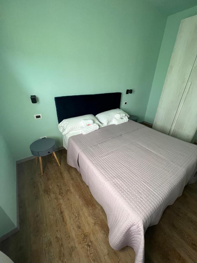 Otta House Garda Lake Castelnuovo del Garda Exteriör bild